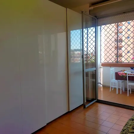 When In By World Apartment *